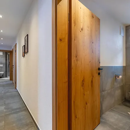 Leo-3 By Interhome Apartman *