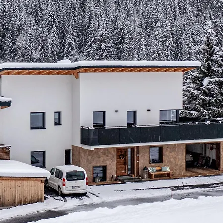 Leo-3 By Interhome Apartman