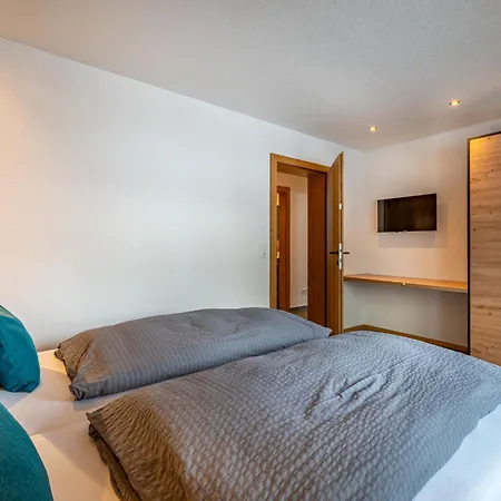 Leo-3 By Interhome Apartman Kappl