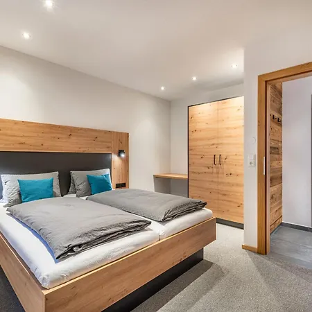 Apartman Leo-3 By Interhome Kappl